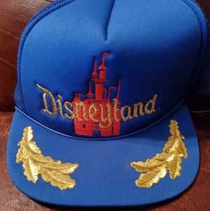 Vintage (1986), blue and gold, Disney, mesh back